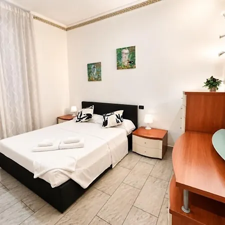 Comfort Two-bedroom - Viale Umbria, Porta Romana Appartamento *