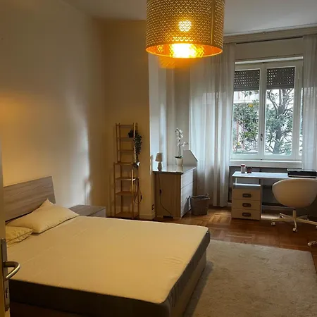 Апартаменты 5 Rooms, 10 Guests, 220sqm, Terrace, 5mn Duomo Милан