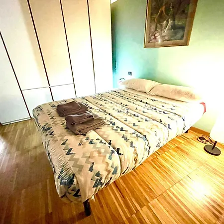 Smart Living And Bedroom In Brera District Mediolan