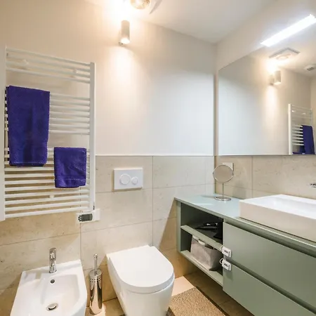 86mq Porta Romana Luxury Apartment, Perfect For Couples, 10 Min From Duomo By Tram Appartamento
