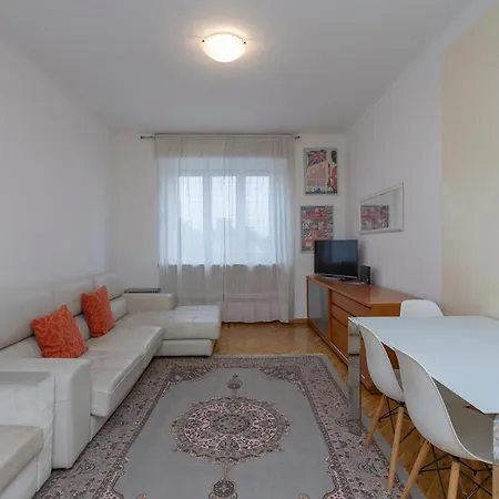 Apartman Xenia - 4 In Via Arbe 67