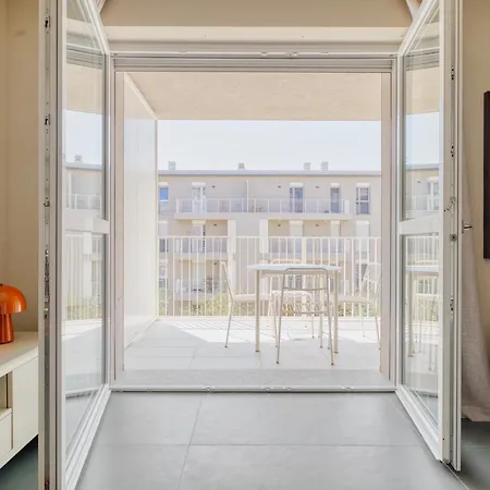 Apartman New Terrace Parking Garden Metro In 2 Min