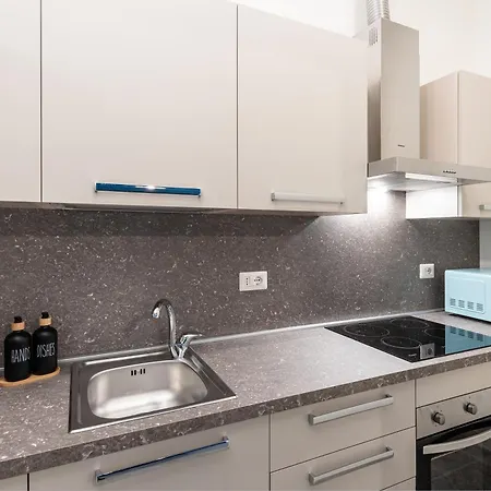 Apartamento 8 Min Walk From The Station, Designer Flat Milão