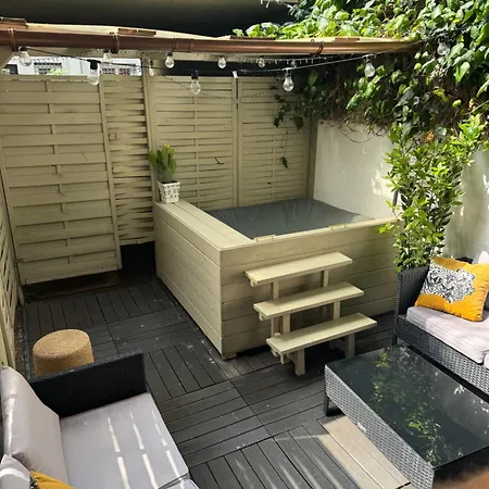 شقة Design M4 Wagner Jacuzzi & Garden *