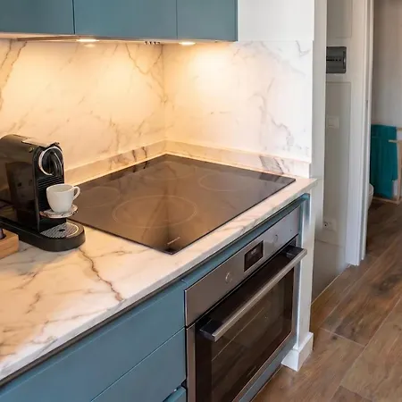 Apartman Loft 53 - Design Loft 5 Minutes From The Metro *