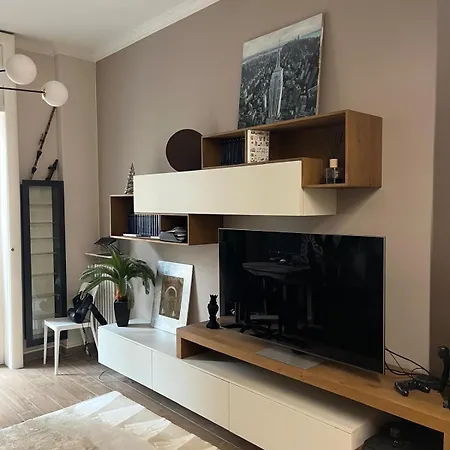 شقة Modern In ميلان