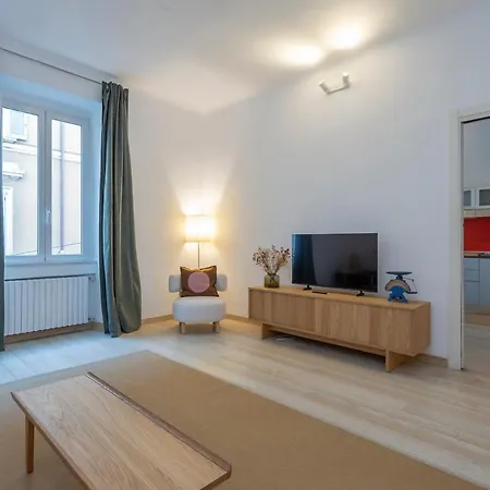 Xenia - 3 In Via Tortona 26 Apartmán *