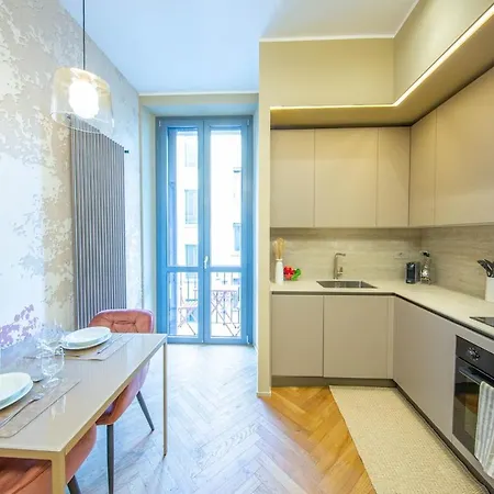 Luxury In The Center 1bedroom With Ac And Balcony *