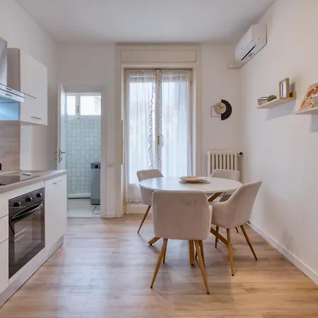 Xenia - 3 In Via Lepontina 9 Appartamento Milano