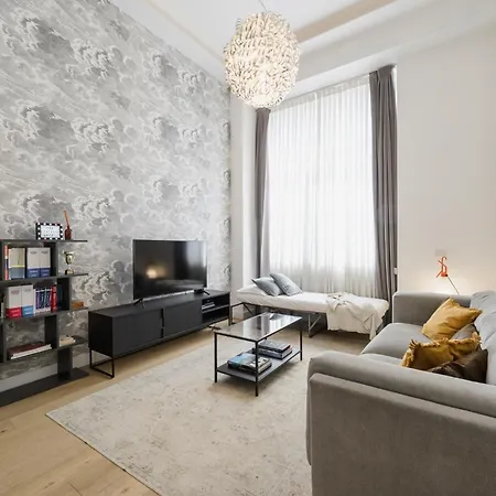 The Ethereal Loft - Cinque Giornate *
