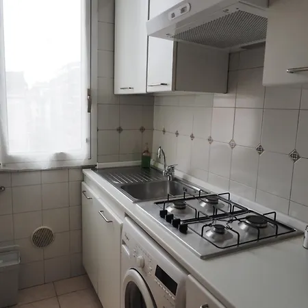 Apartamento Trilocale In Zona De Angeli - San Siro Milão