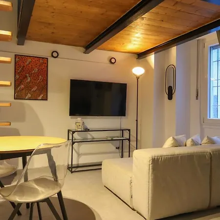 Appartement Modern Center Little Loft Milaan