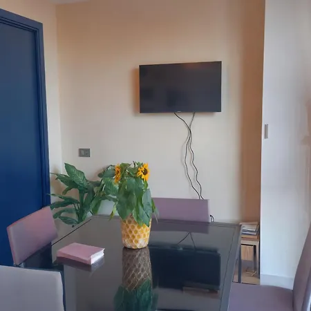 Apartmán Modern Floor In Porta Romana With Free Parking And Lift Milán
