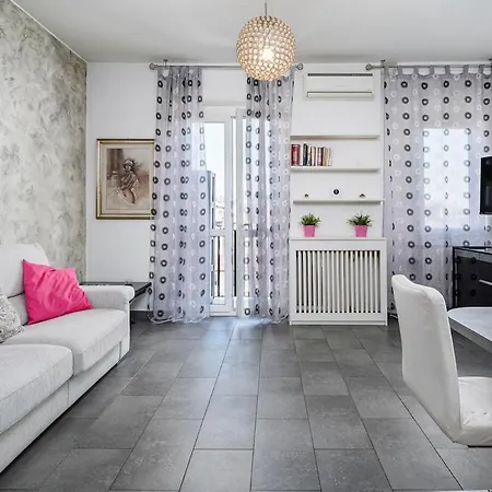 Toscanelli Bright Close To San Raffaele Hospital Appartamento *