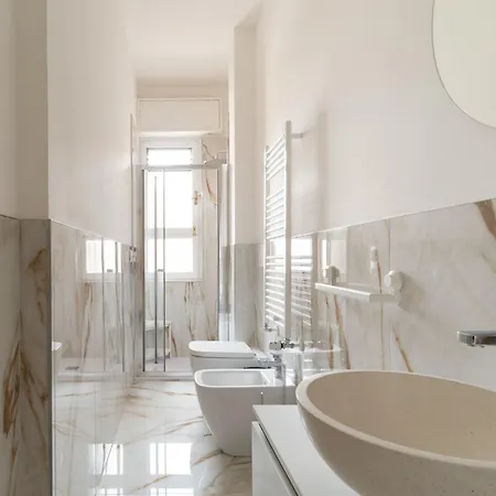 Guesthost - Cozy Balcony Flat Affori Mm3 *