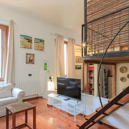 Apartman Xenia - 2 In Via Pollaiuolo 4 *
