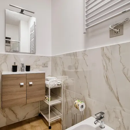Apartamento New-build Bright & Quiet 1-br Flat With Balcony