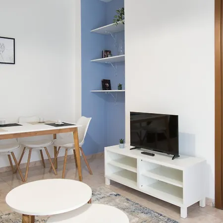 Bright Nest Bande Nere - Apartamento *