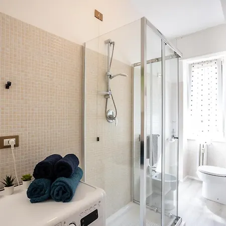 Appartement Duomo 10min Metro 1min - Luminous - Wi-fi