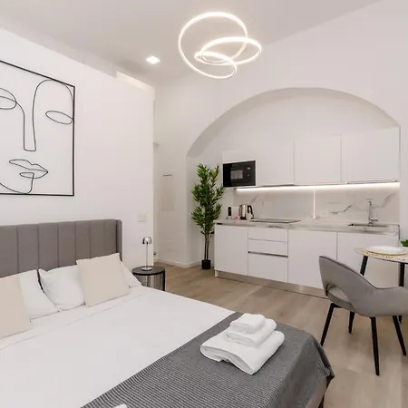 Angel - Modern Near Corso & Chinatown *