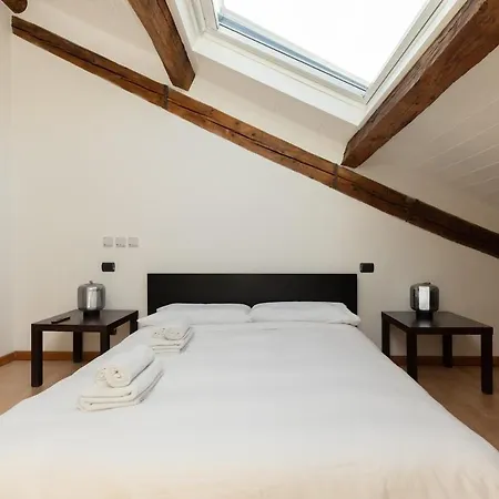 Apartamento Elegant Attic Loft W Privateterrace Ac & Fast Wifi *