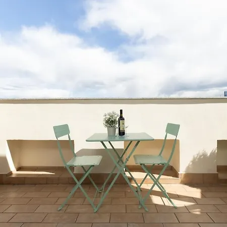 Apartamento Elegant Attic Loft W Privateterrace Ac & Fast Wifi *