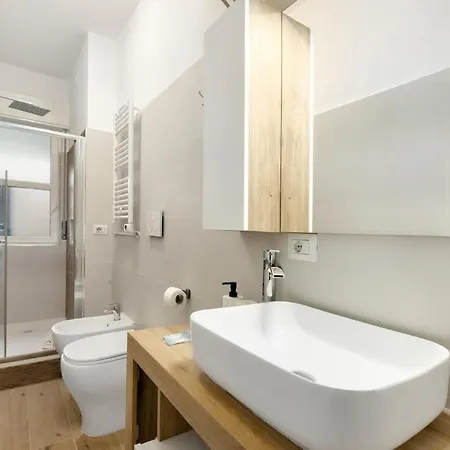 Modern With Wi-fi & Ac 15 Min To Duomo Lejlighed *
