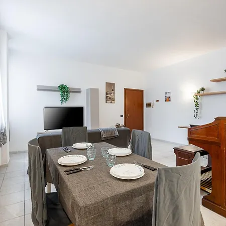 Hospital And Metro 10 Minutes Away Appartement