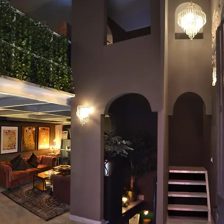 Loft & *