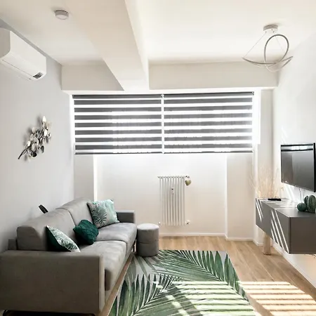 G House - Design E Comfort A - M4 Frattini Per Areoporto Linate Apartament