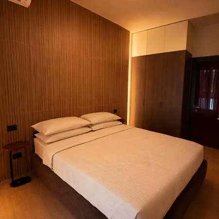 Prestige House - Free Parking - San Siro & Duomo شقة ميلان