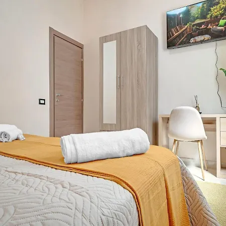 Retreat In Dergano Relaxation Amid Plants And Design Appartamento *
