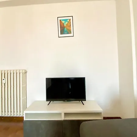 10 Minutes From The Cathedral- Metro 100 Meters Away * Milano