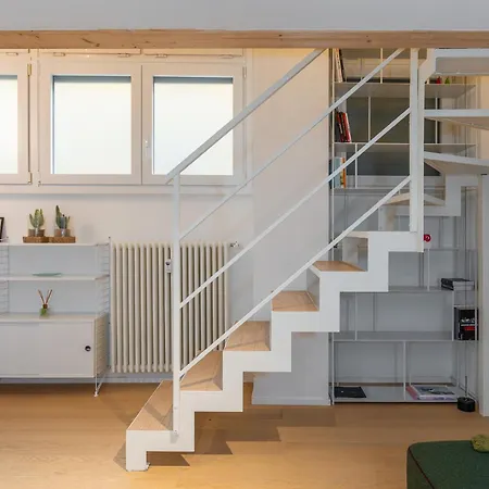 Loft Design With Mezzanine Near Metro Μιλάνο