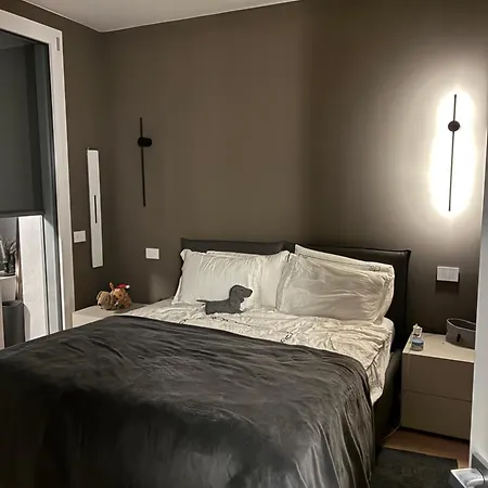 Apartament Stylish Modern 2-bedroom In