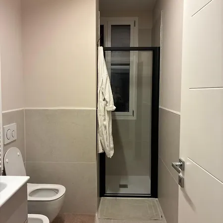 Stylish Modern 2-bedroom In Apartament *