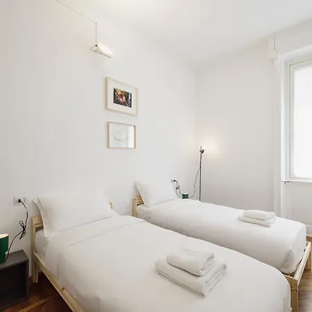 The Design Library - Monforte San Babila * ميلان