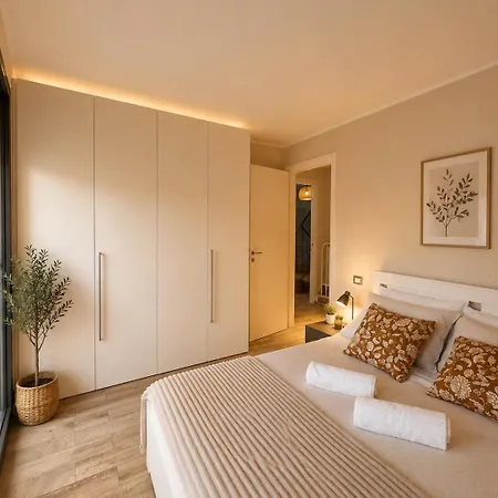 Maison Salomone Terrace Loft Near Arena E Linate Apartament