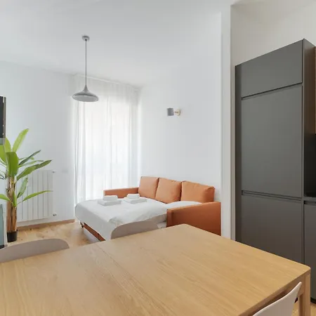 Guesthost - Modern X4 In Porta Romana