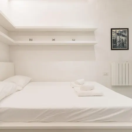 Guesthost - Cozy Monumentale M5 & Chinatown