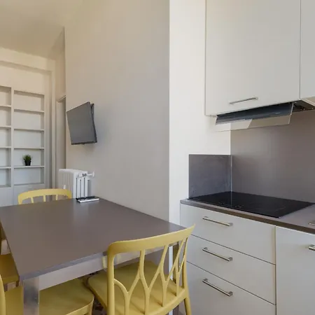Romolo - Navigli Bright Two-room *