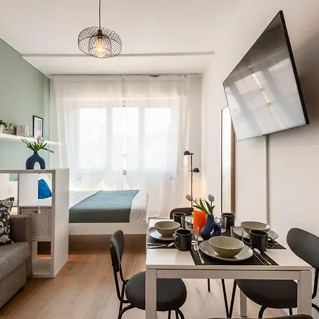 Stayeasy Pecchio1 - Corso Buenos Aires - M1 Metro Διαμέρισμα *