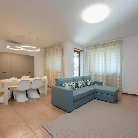 Xenia - 4 In Via Cassano 14 Apartman Milánó