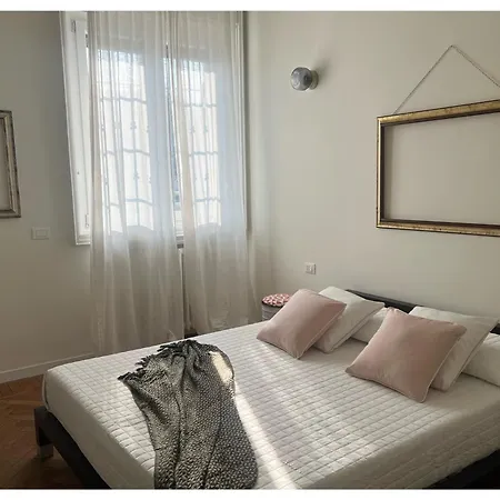 Manderley Terrace -