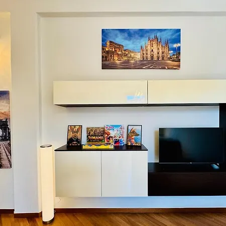 Casa Di Leon Bicocca Garage Privato E Metro M5 Apartamento *