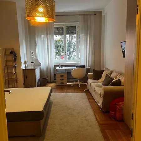 5 Rooms, 10 Guests, 220sqm, Terrace, 5mn Duomo *