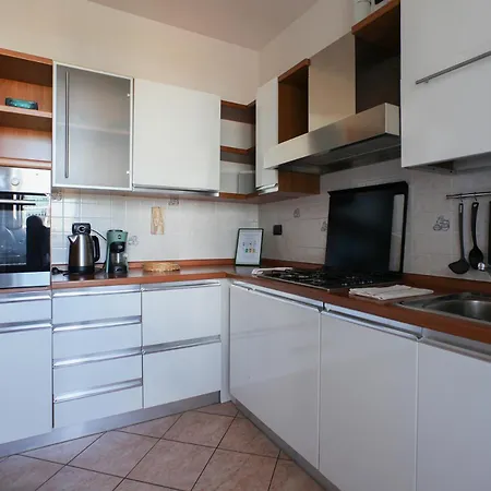 Free Garage, Cozy With Terrace Apartamento