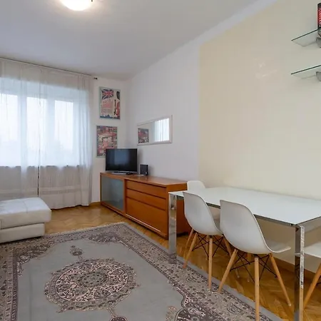 Xenia - 4 In Via Arbe 67 Apartman *