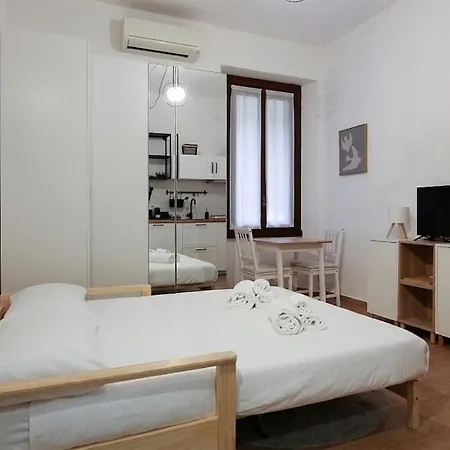 Cozy Near Station Milano