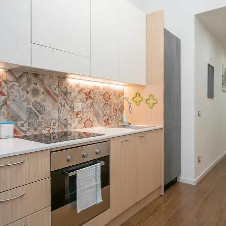 Appartement Xenia - 3 At Via Vincenzo Vela 14 Milaan